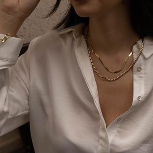 CD Dior solid 14k gold necklace